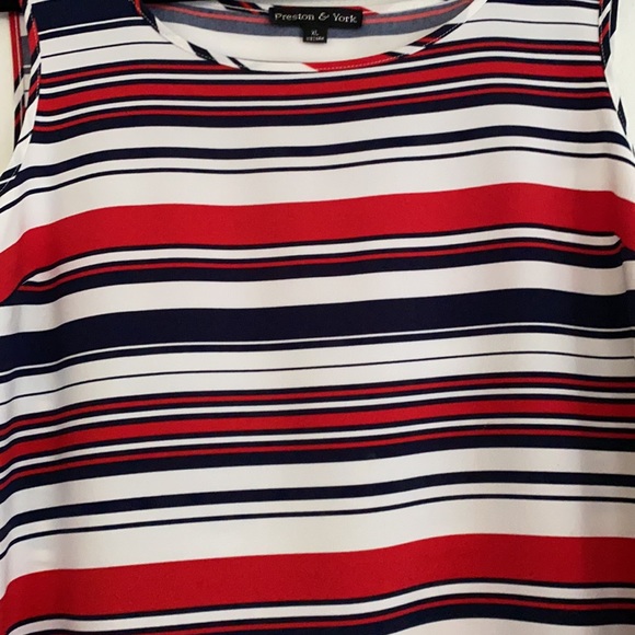 Preston and York tank top - Picture 2 of 4